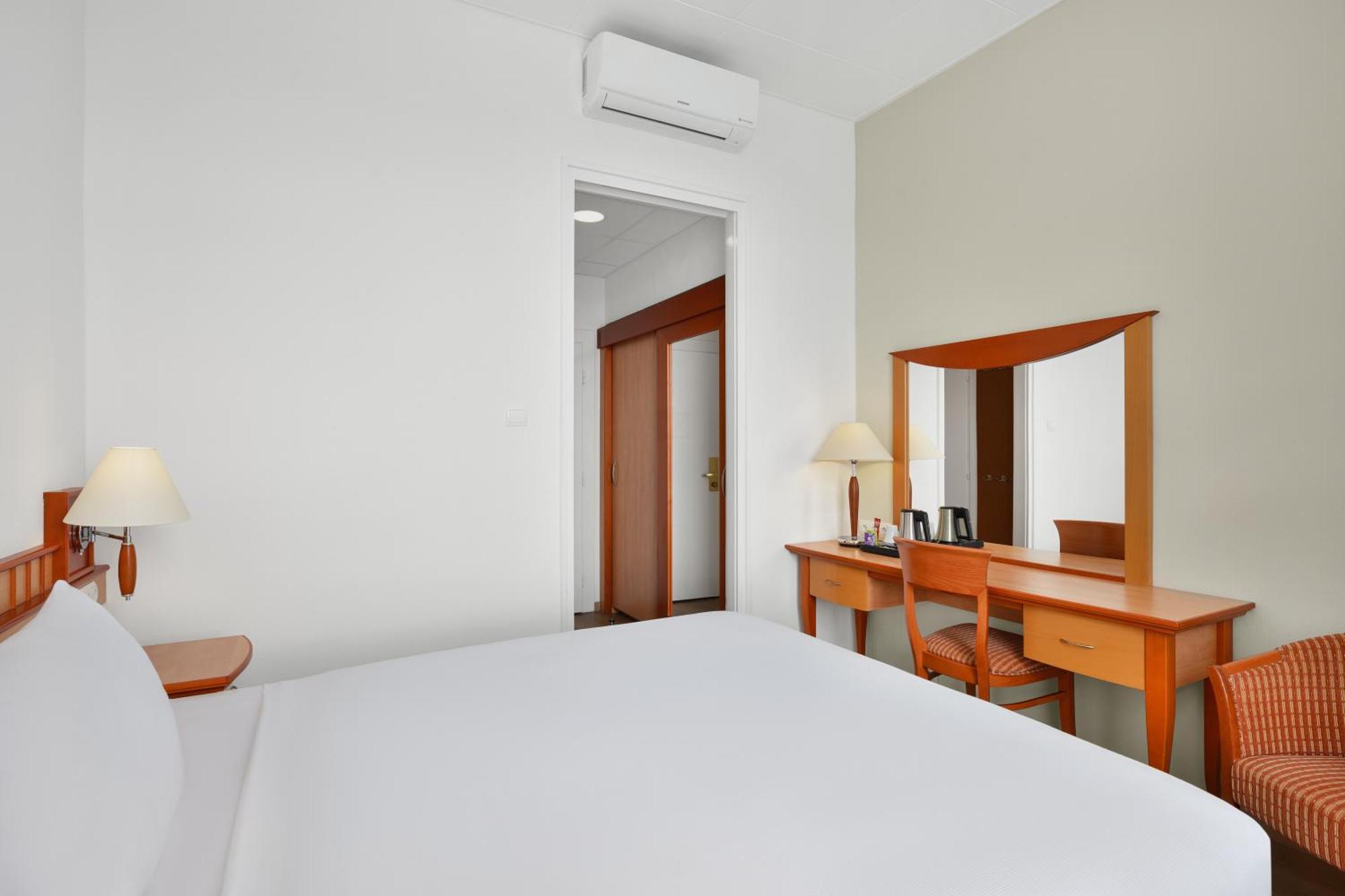 Danubius Hotel Raba Bagian luar foto