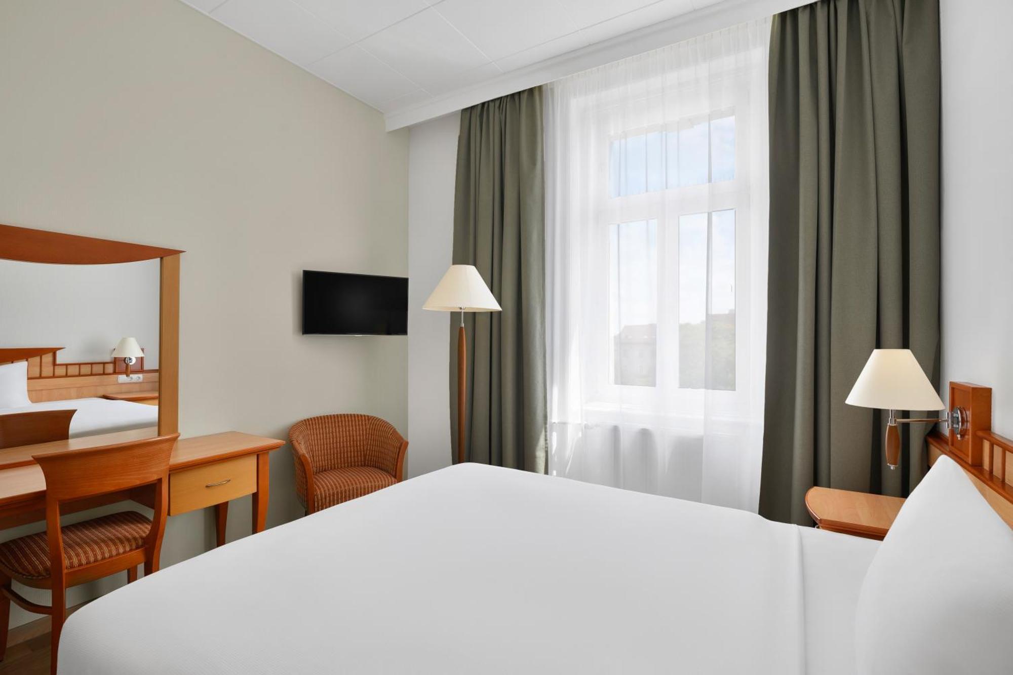 Danubius Hotel Raba Bagian luar foto